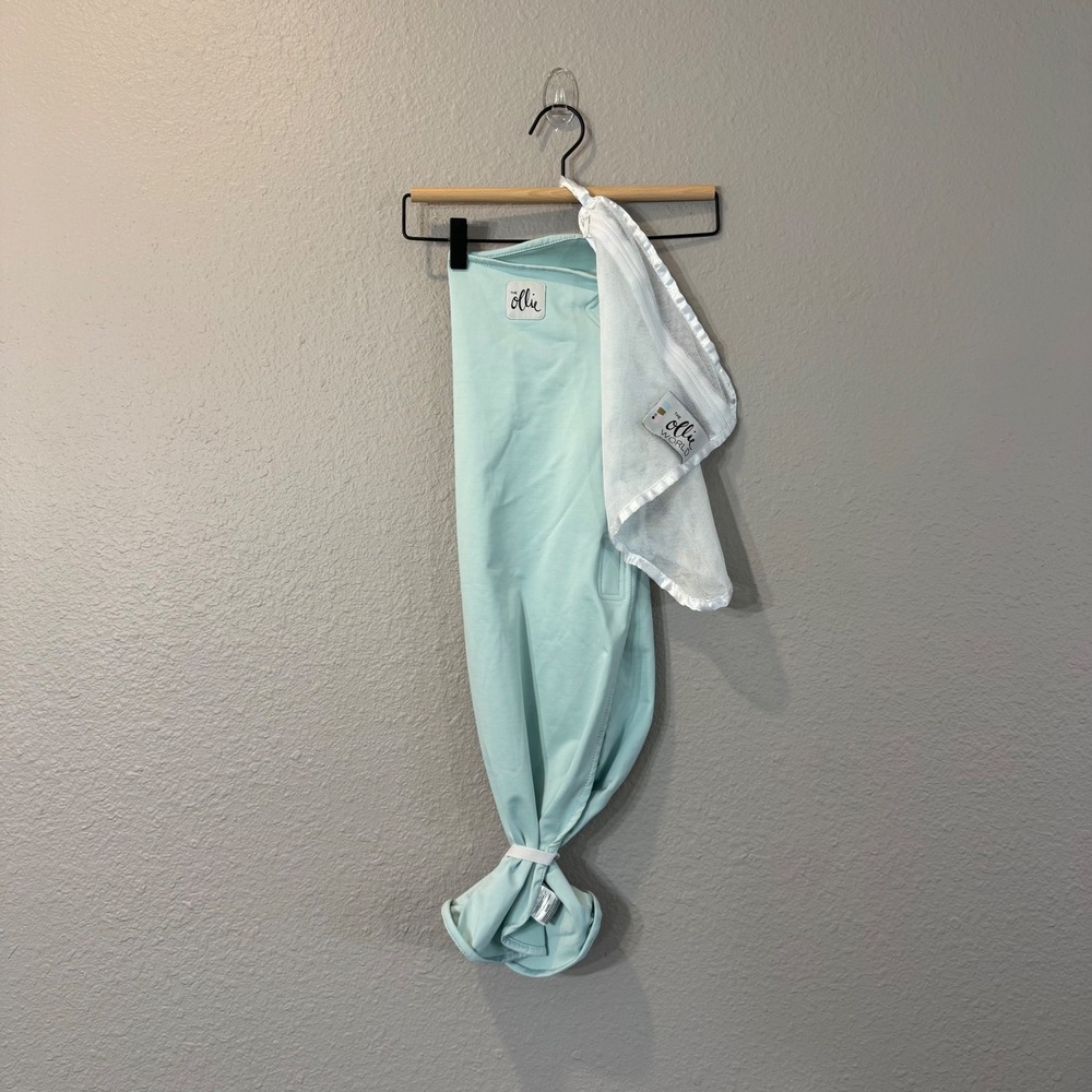 The Ollie World Mint Green Moisture Wicking Swaddle Wrap With Mesh Bag